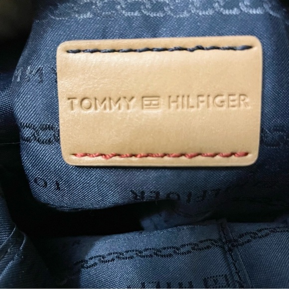 Tommy Hilfiger Black Backpack - Picture 9 of 16